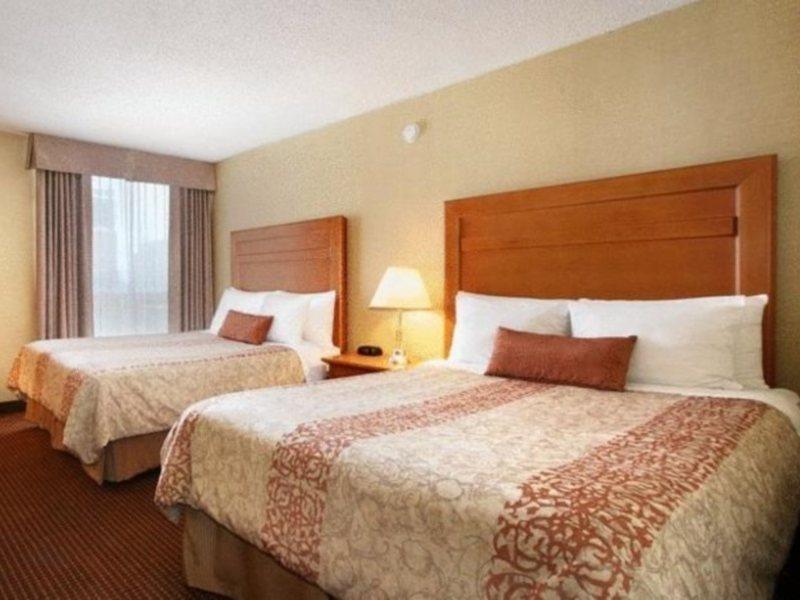 Days Inn By Wyndham Edmonton Downtown Exterior foto